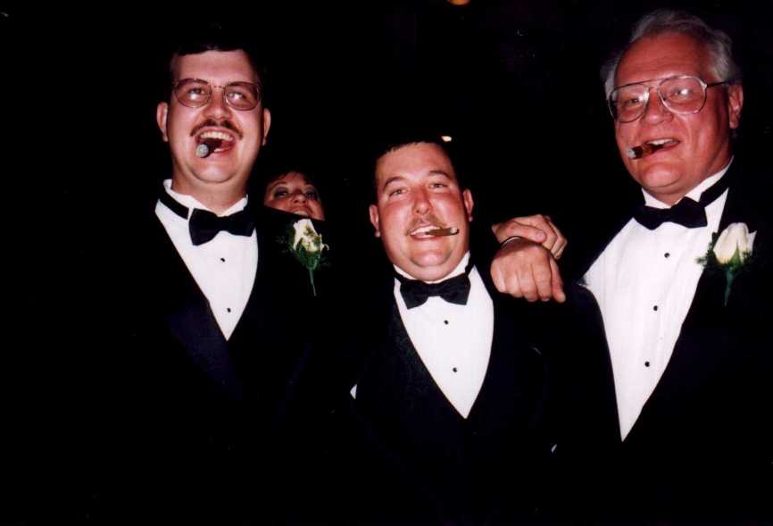 wedding01.jpg (106704 bytes)